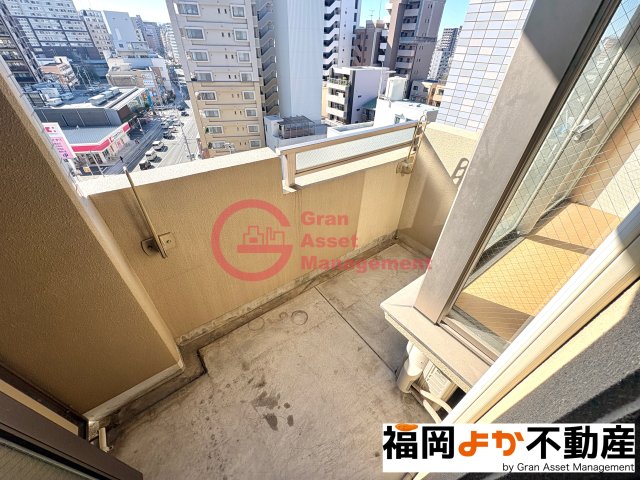 バルコニー　開放的で明るい空間を演出してくれるバルコニーです