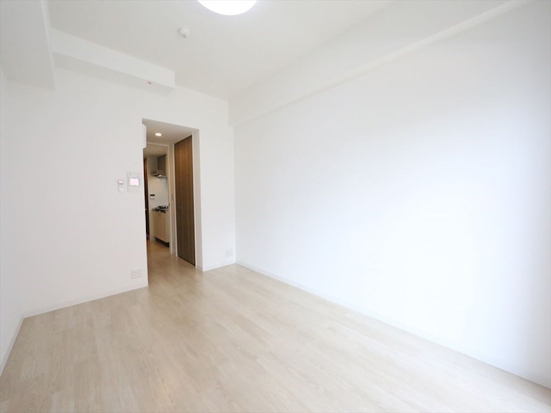 その他　洋室8.3帖　クローゼット（収納充実してます）