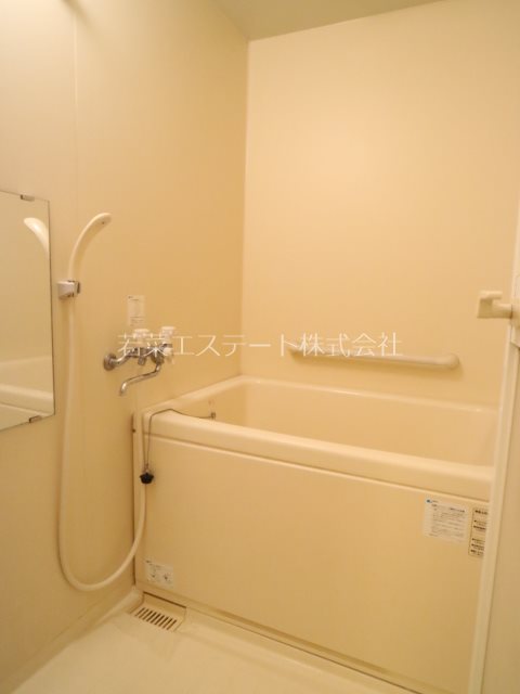 バス・シャワールーム　同マンション別部屋