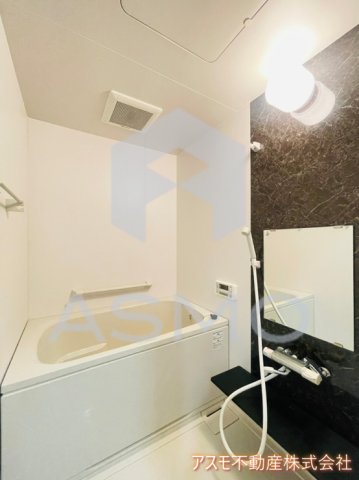 バス・シャワールーム　同マンション別部屋参考写真