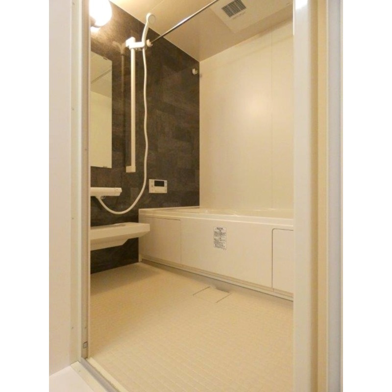 バス・シャワールーム　図面と現状に相違がある場合には現状を優先