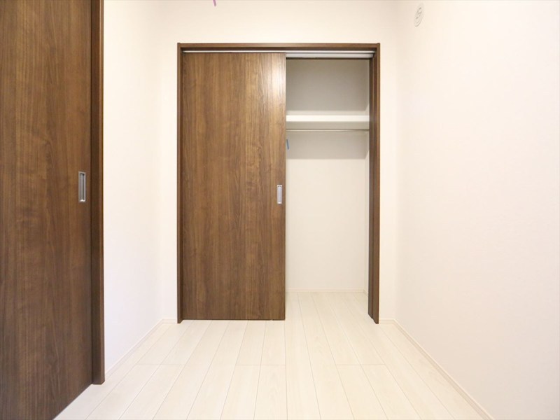 収納　クローゼット（収納充実してます）　同仕様写真