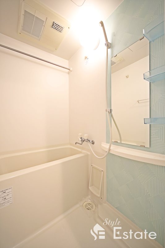 バス・シャワールーム　バスルーム