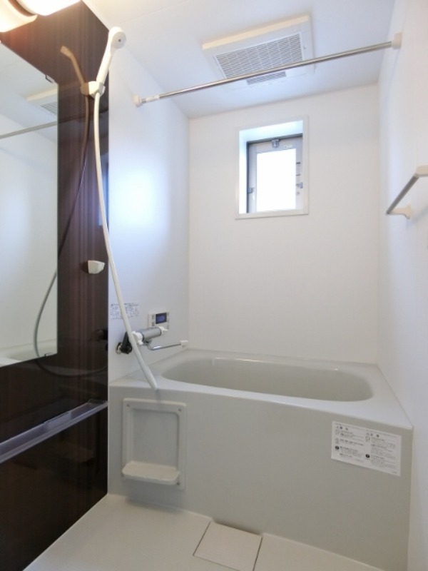 バス・シャワールーム　図面と現状に相違がある場合には現状を優先