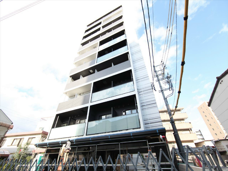 建物外観　外観　デザイナーズ　防犯カメラ付　オートロック　宅配ＢＯＸ