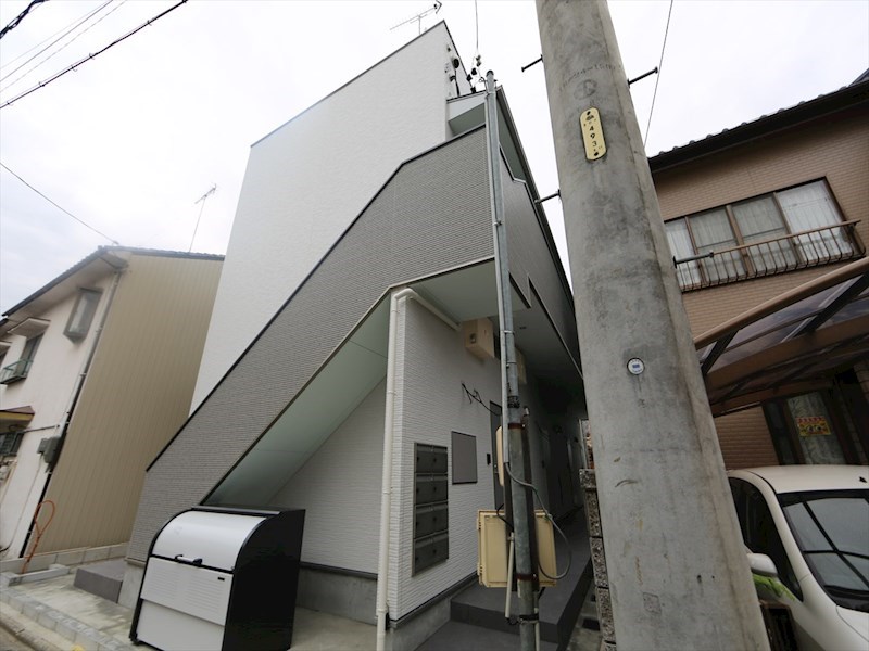 建物外観　外観　デザイナーズ　光インターネット無料