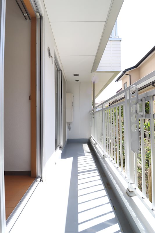 バルコニー　洗濯物が多くても安心のベランダ