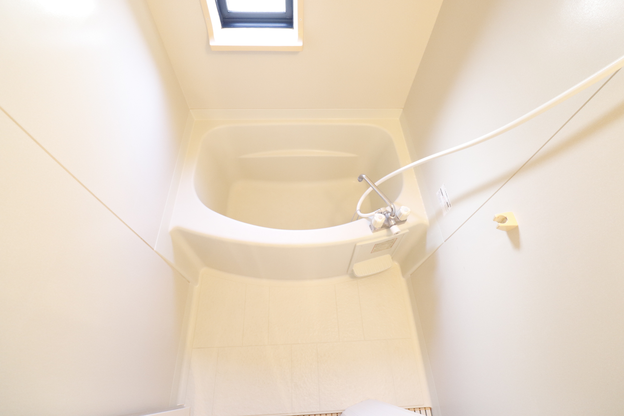 バス・シャワールーム　バスルームです♪