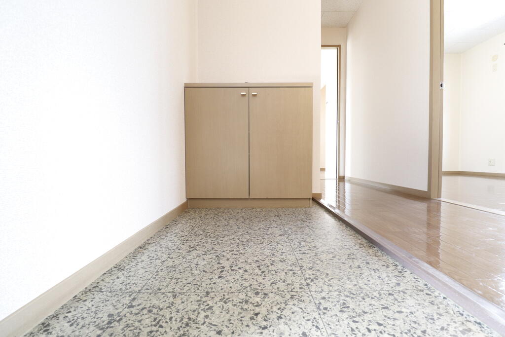 玄関　靴箱付き玄関です♪