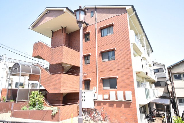 建物外観　敷地内に駐輪場あり！