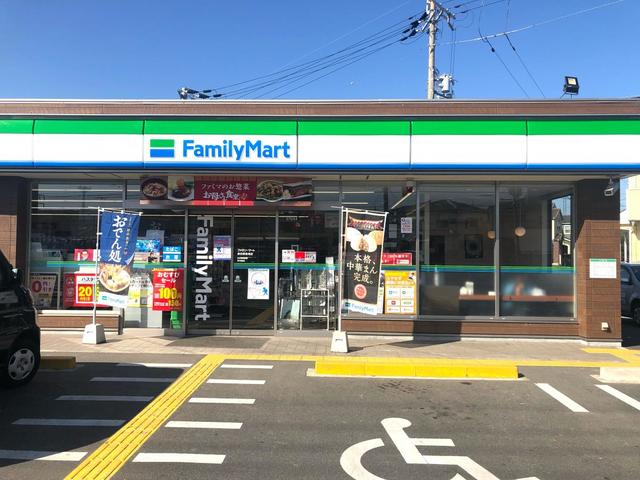 コンビニ　ファミリーマート泉佐野長滝店（コンビニ）まで832m