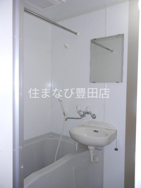 バス・シャワールーム　同型