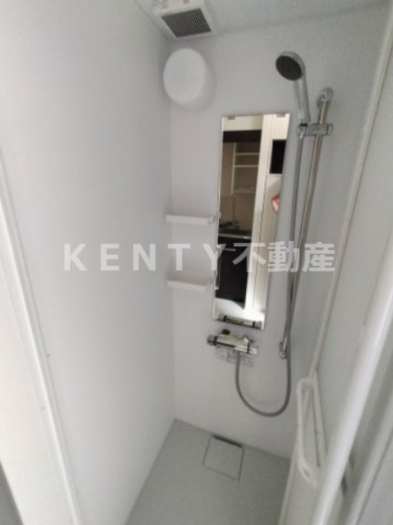 バス・シャワールーム　シンプルで使いやすいシャワールームです