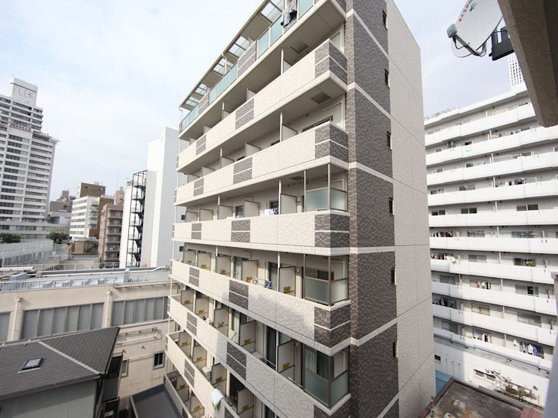 建物外観　外観　オートロック防犯カメラTVモニターホン宅配BOX完備