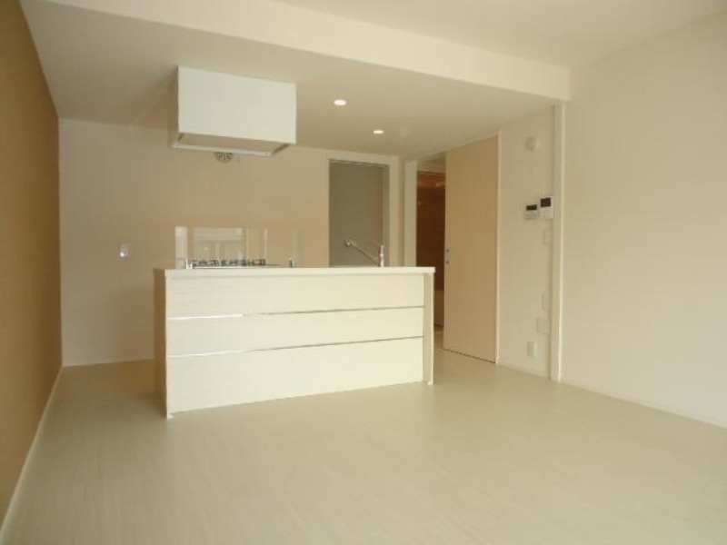 居室・リビング　図面と現状に相違がある場合には現状を優先