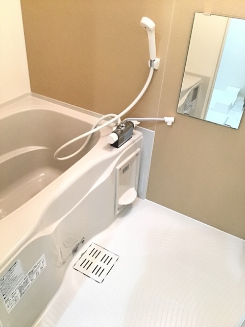 バス・シャワールーム