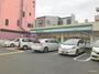 コンビニ　ファミリーマート 新北野三丁目店（コンビニ）まで127m