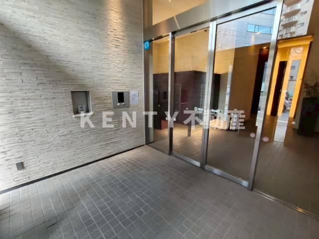 エントランス　ゆとりのあるエントランスです