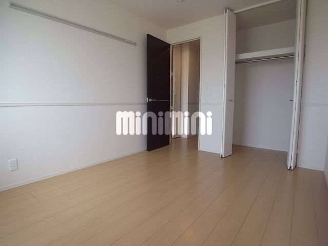 その他部屋・スペース　広い収納付洋室