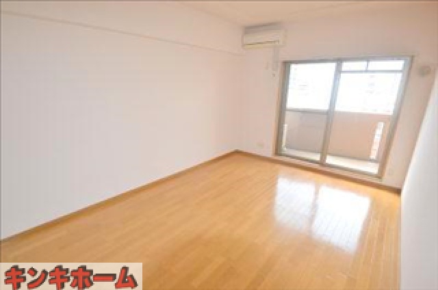 居室・リビング　写真は別のお部屋のものでございます