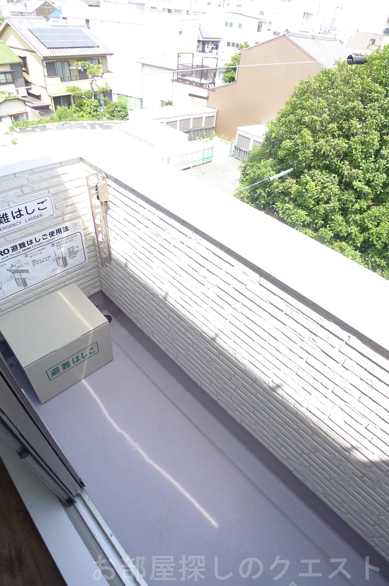 バルコニー　（写真は同タイプ）