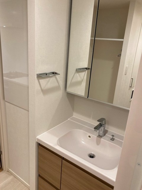 洗面設備　※写真は同タイプ住戸です。