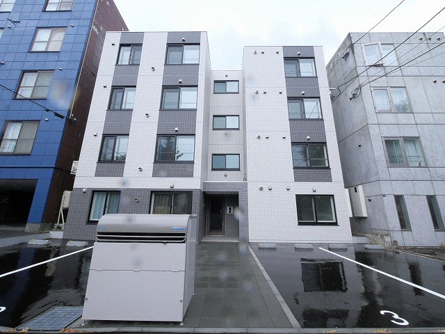 建物外観　☆物件名【サクラブール栄通】とお伝え下さい！