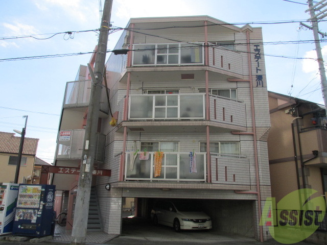 建物外観　モダンで凛とした外観です。