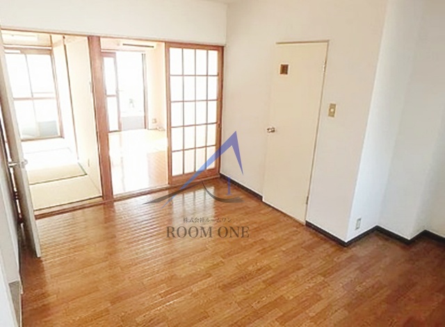 居室・リビング　洋室のお部屋です。