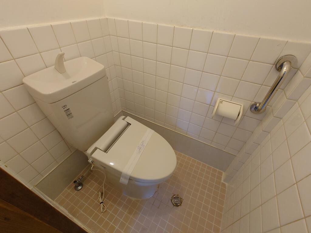 笑苑マンションのトイレ写真