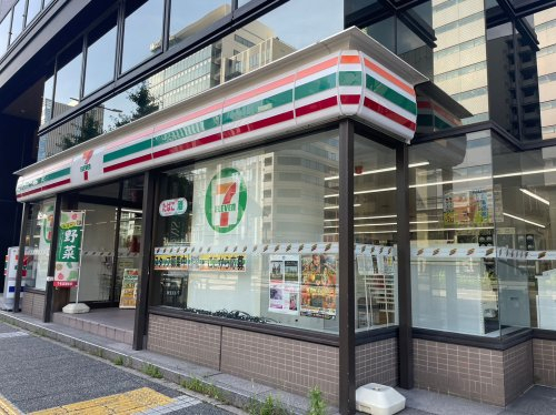 コンビニ　セブンイレブン 名古屋桜通長者町店（コンビニ）まで122m