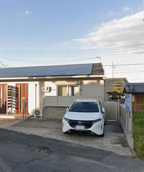 駐車場　駐車場があるので、車を買う予定の方も安心です