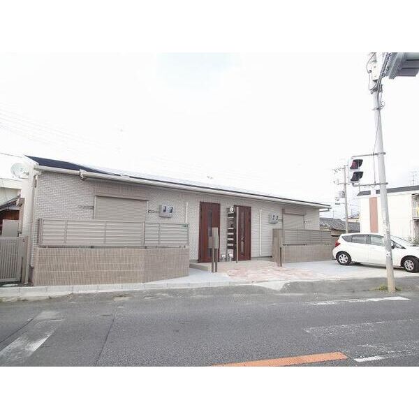 建物外観　外観は落ち着いています
