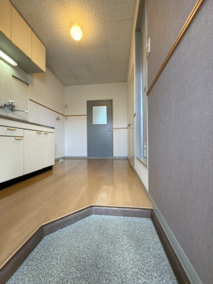 玄関　※別部屋の写真です