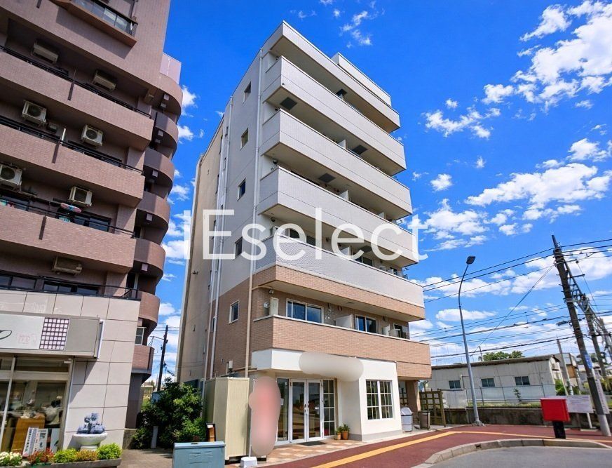 建物外観　ネット無料で毎月のコスト軽減できます