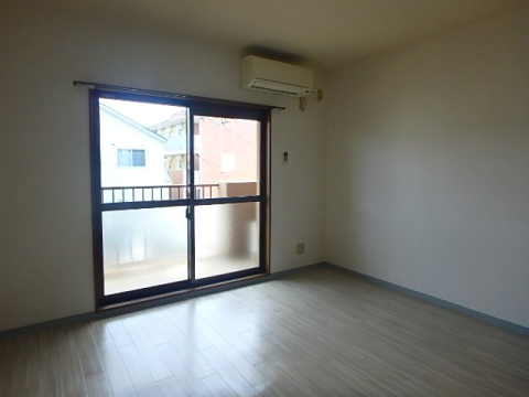 居室・リビング　※写真は他のお部屋です