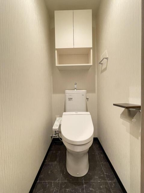 トイレ　※同タイプ参考写真?