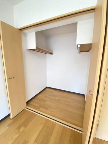 収納　ウォークインクローゼット