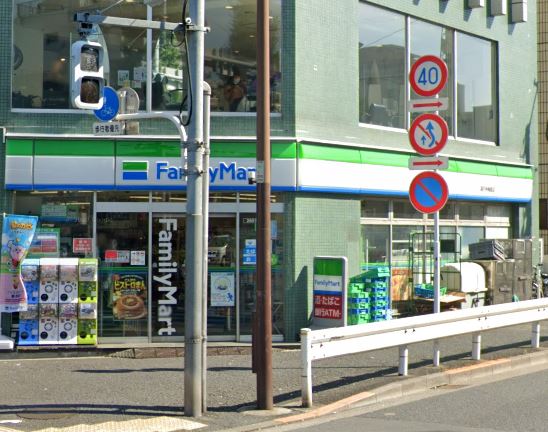 コンビニ　ファミリーマート 高円寺梅里店（コンビニ）まで43m