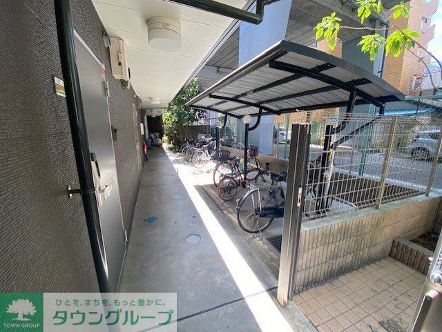 その他　駐輪場　原付＆自転車のみ駐輪可