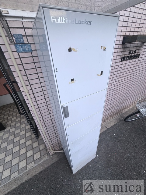 エントランス　宅配ボックス完備♪外出時でも安心