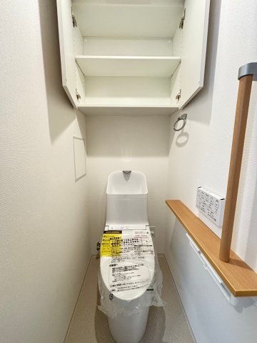 THE MUTUAL江坂のトイレ写真