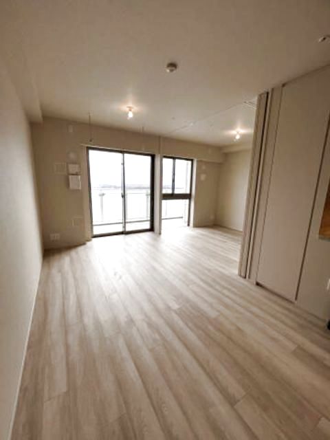 ドレッセタワー南町田グランベリーパークの居間写真