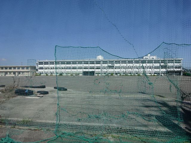 中学校　あま市立美和中学校（中学校）まで908m