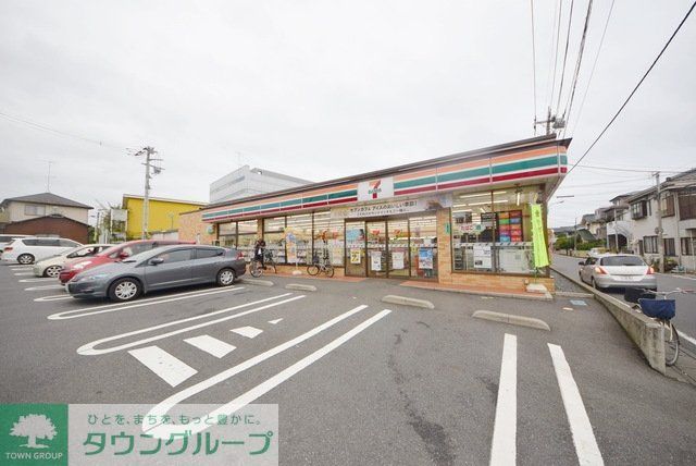 コンビニ　セブンイレブンさいたま七里店（コンビニ）まで406m