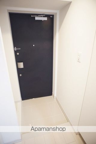 都営大江戸線 新御徒町駅 徒歩3分 12階建 築10年の玄関写真