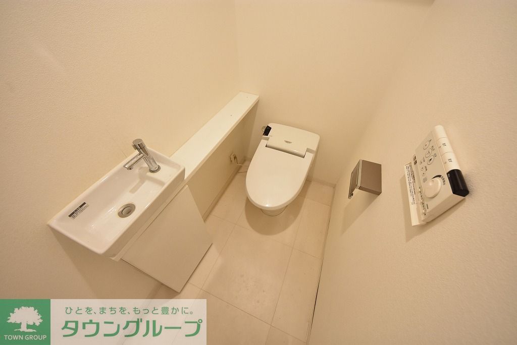 東京メトロ南北線 目黒駅 徒歩6分 22階建 築19年のトイレ写真