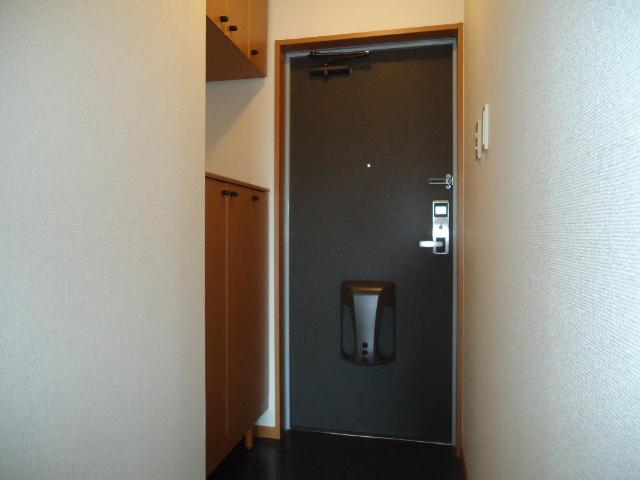 玄関　玄関（イメージ）