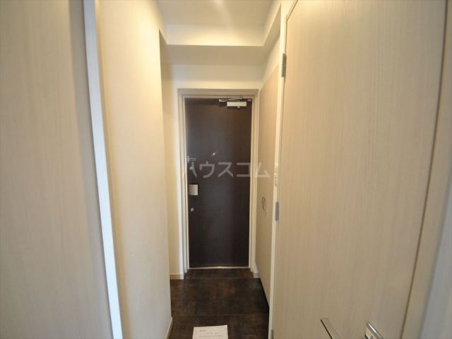 スプランディッド新大阪キャトルの玄関写真