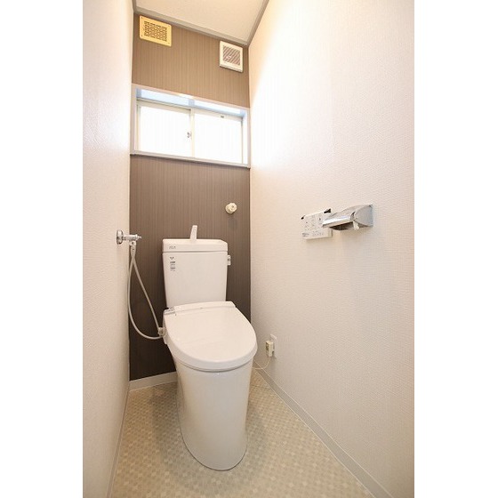 メゾン歩坂のトイレ写真